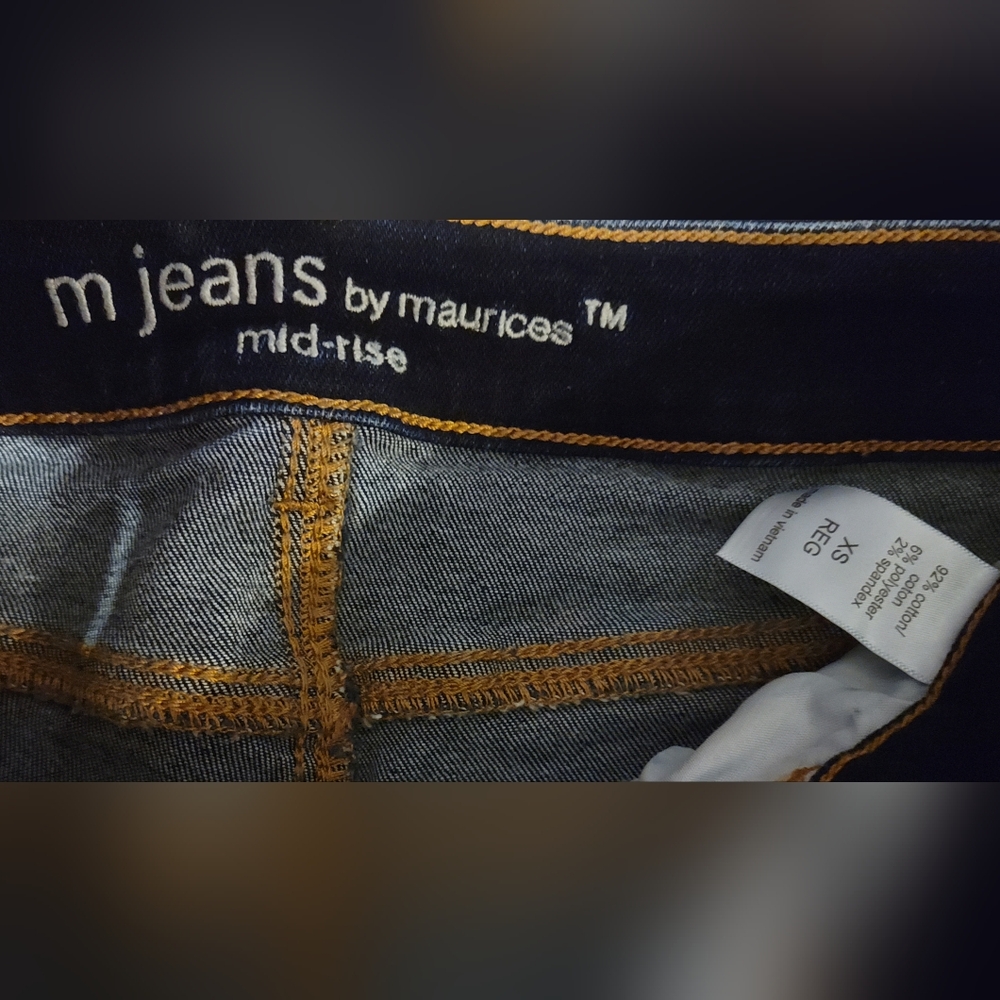 Women's Maurices Dark Wash Denim Jeans - Picture 2 of 2